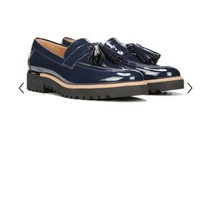 Franco Carolynn Loafer Size 9.5 Navy